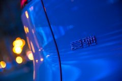 ܇�˶��]�ׂ����J�R��ȫ���a(ch��n)SUV���u