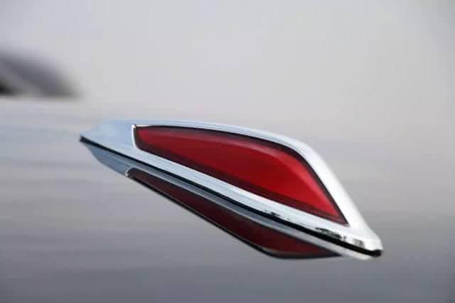 全世界較有底蘊(yùn)的3個(gè)車(chē)標(biāo)，第二個(gè)較丑，第三個(gè)為國(guó)爭(zhēng)光！