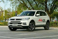 車標(biāo)也是馬，乍一看以為法拉