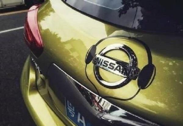 車標(biāo)太無聊？只要不怕被罰的可以考慮這么干！