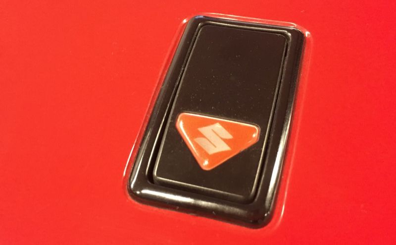 車企LOGO扁平化