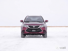 換了車標(biāo) 改了尺寸 2017款比亞