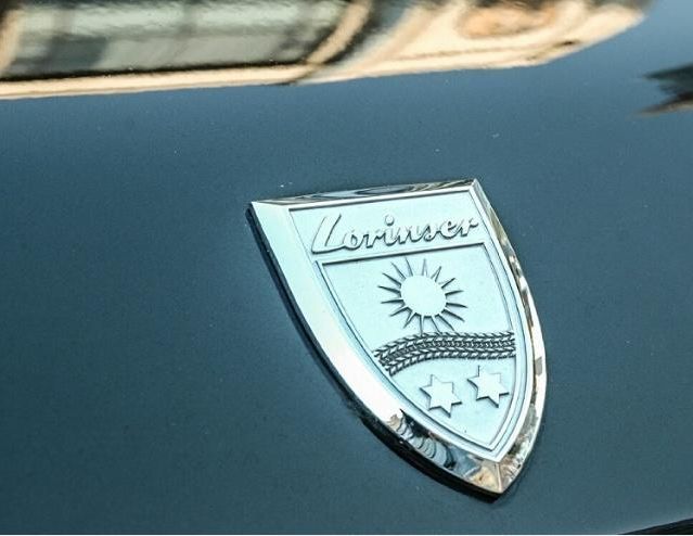 比奔馳豪華的勞倫士G60L，因車標(biāo)像國(guó)產(chǎn)的，現(xiàn)降價(jià)50萬(wàn)都沒(méi)人買！