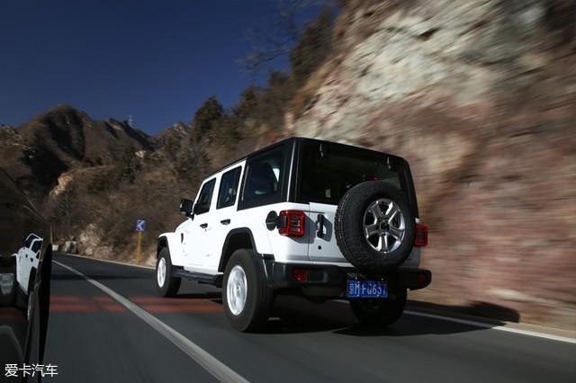 �ۿ�SUV���I(y��)�yԇ ȫ��Jeep���R��Sahara